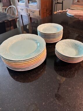 Woodbury Nikko Home Plate dishes